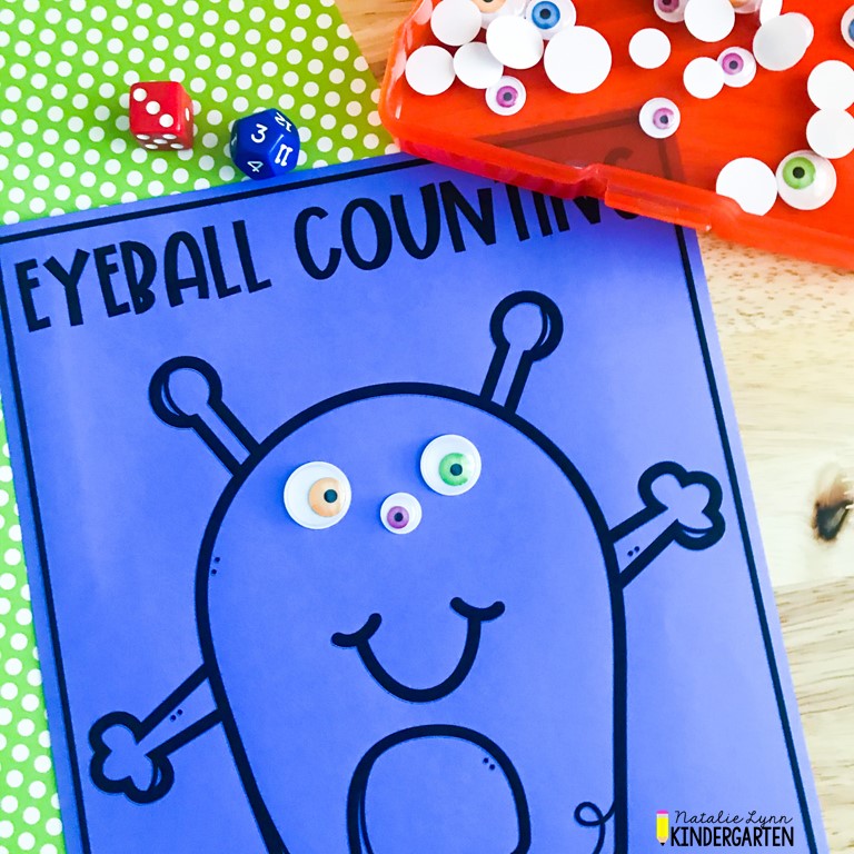 monster eyeball counting math mat free Halloween math centers for preschool pre-K kindergarten