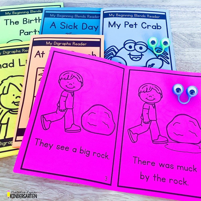 Decodable readers for kindergarten and 1st grade reading groups