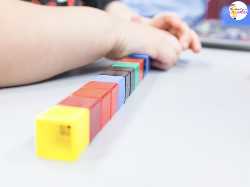 Incorporate play in kindergarten with manipulatives 