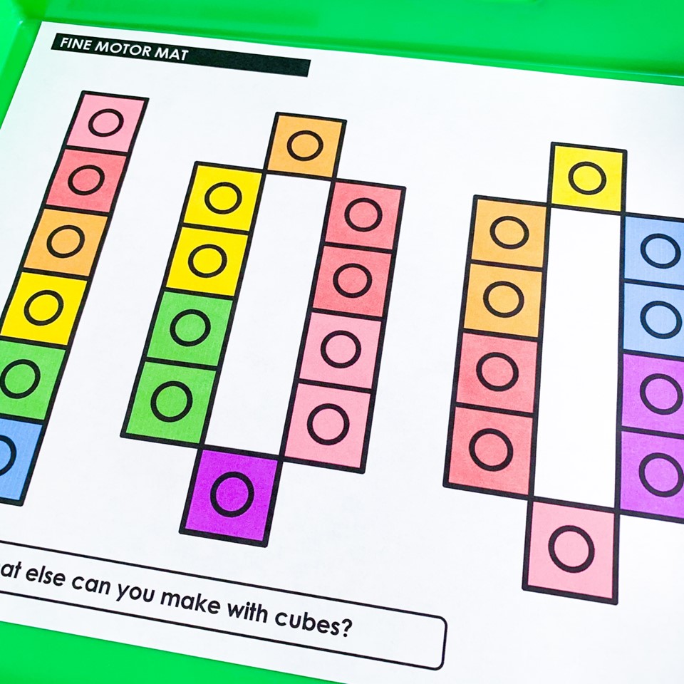 Free 100th Day of school Activities| Image shows a number 100 cube mat
